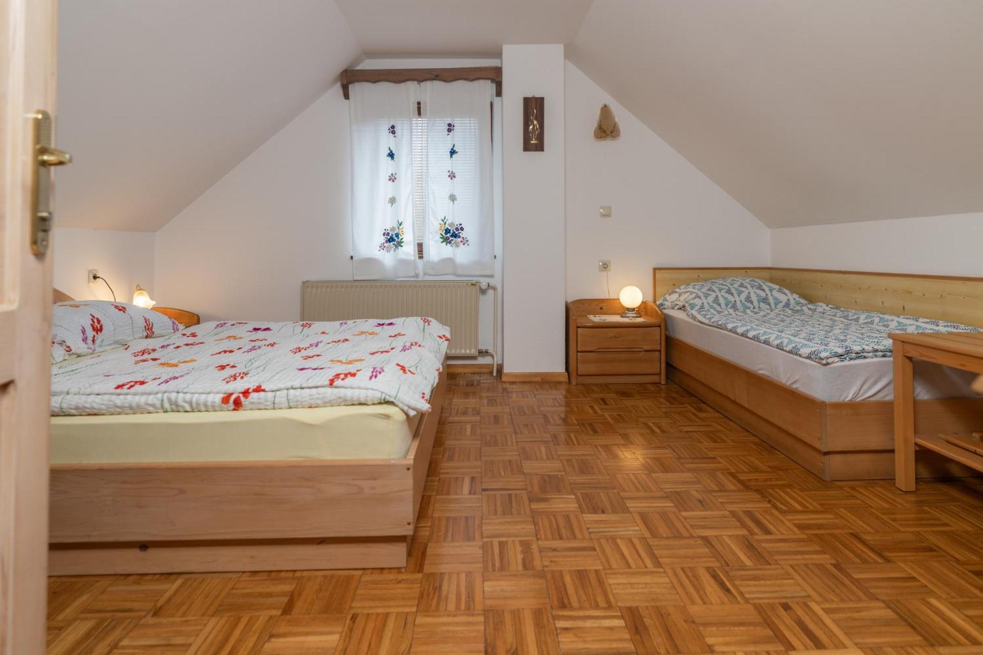 Pri Srni Ferienhaus